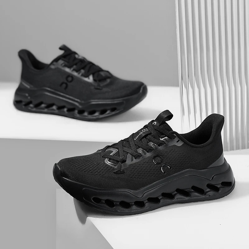 Men’s Training Sneakers photo 3