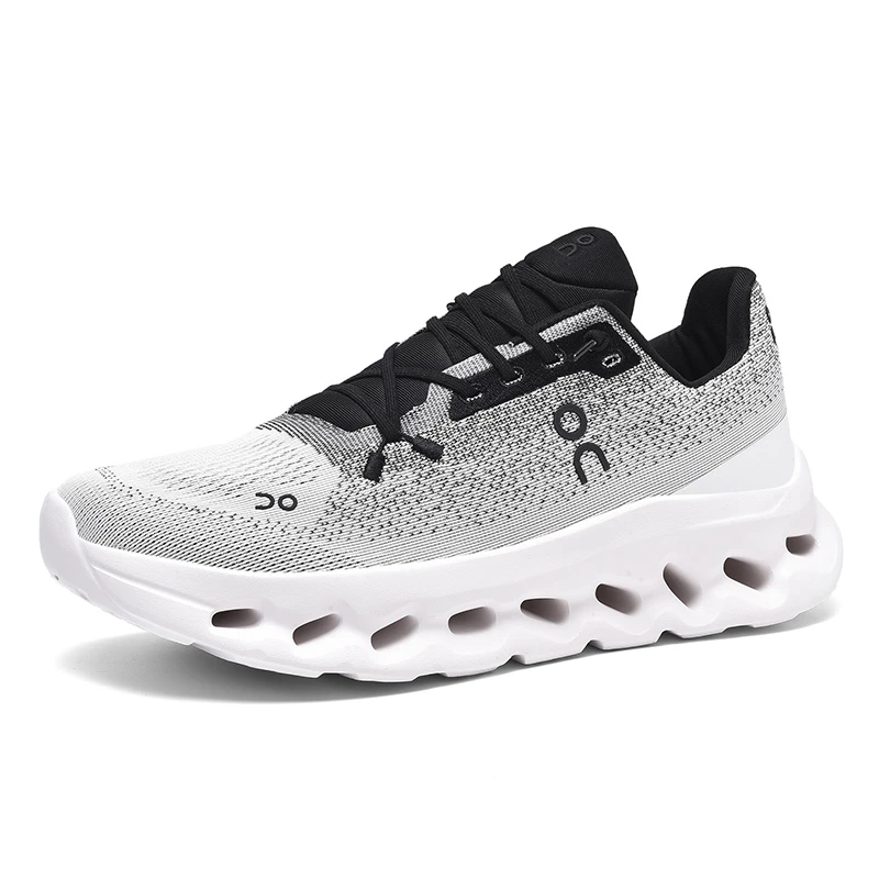 Men’s Training Sneakers in Black White